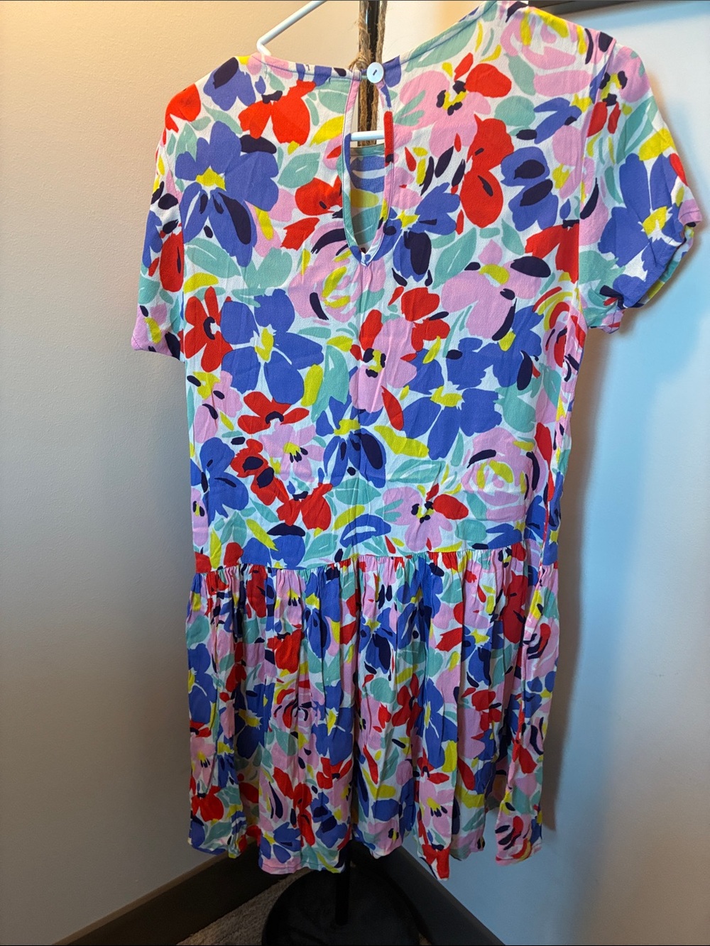 Mister Zimi Summer Multicolor Floral Short Sleeve Dress with Pink Accents - Picture 7 of 11